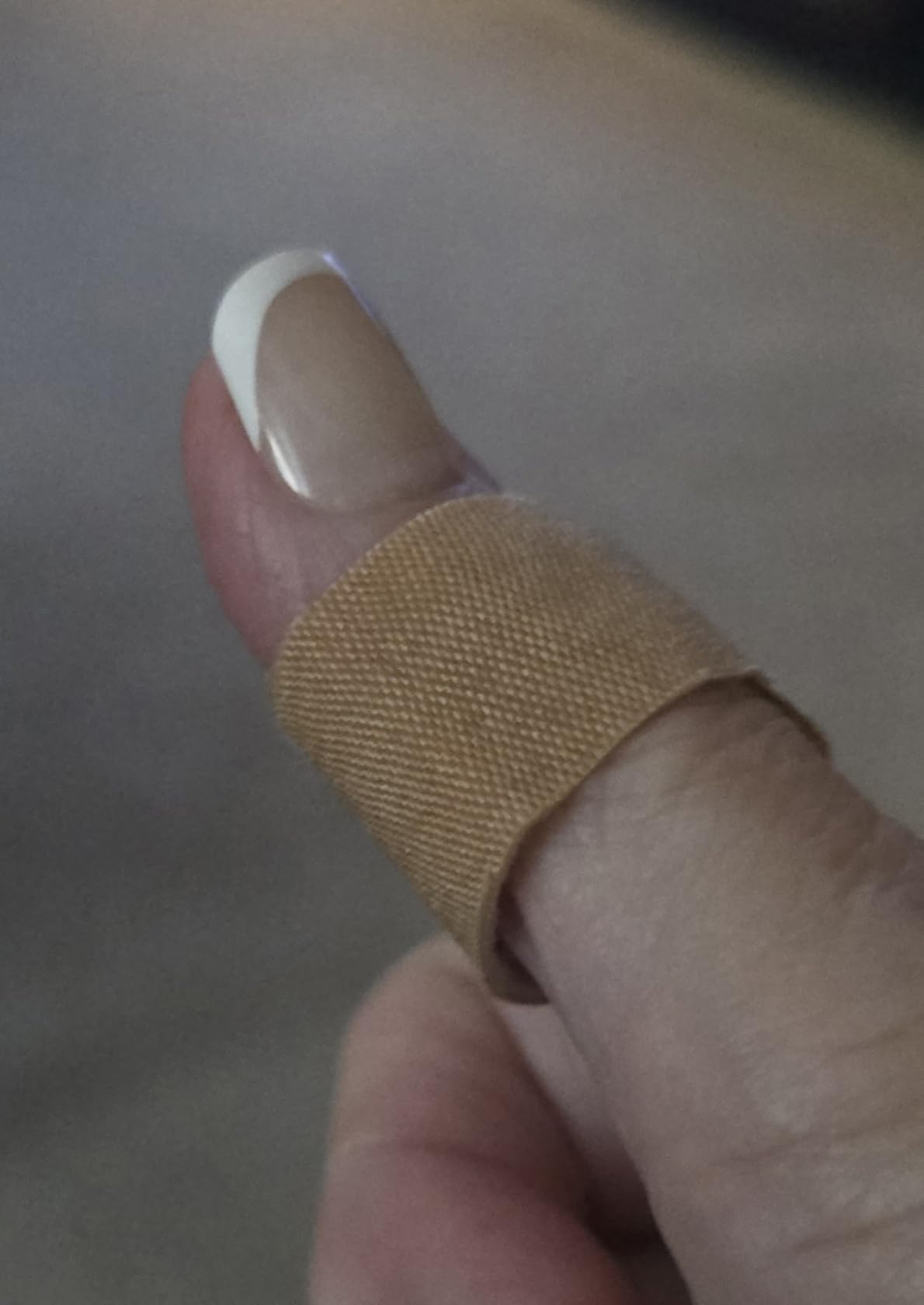 BAND-AID Flexible Fabric Adhesive Bandages All One Size 100 Count