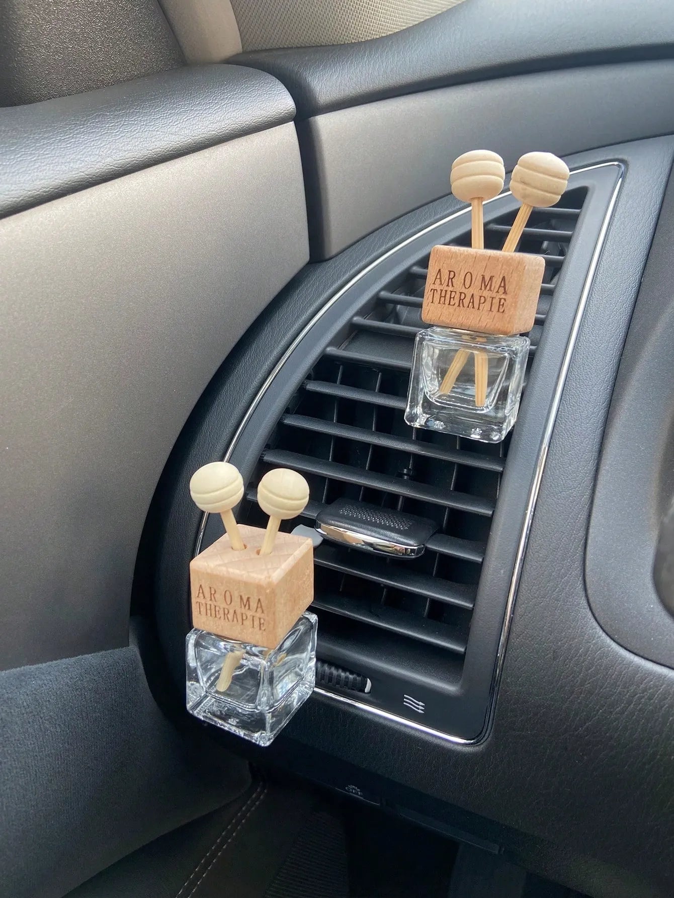 2pcs Glass Car Air Vent Clip Air Freshener Bottle, Small & Cute - Only Bottle w/o Fragrance